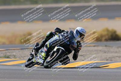 media/Oct-08-2022-SoCal Trackdays (Sat) [[1fc3beec89]]/Turn 14 (1050am)/